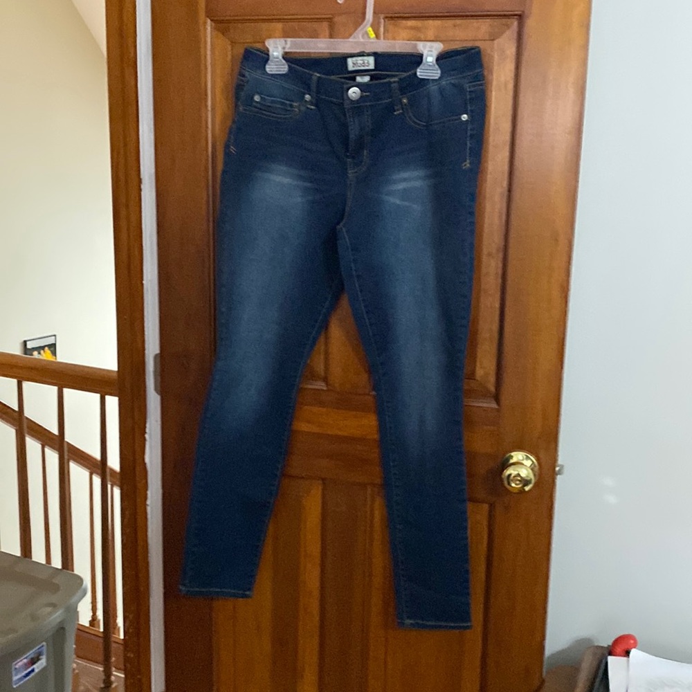 Skinny jeans